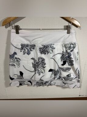 Athleta Print Laser Run Floral Skort Sz. Small